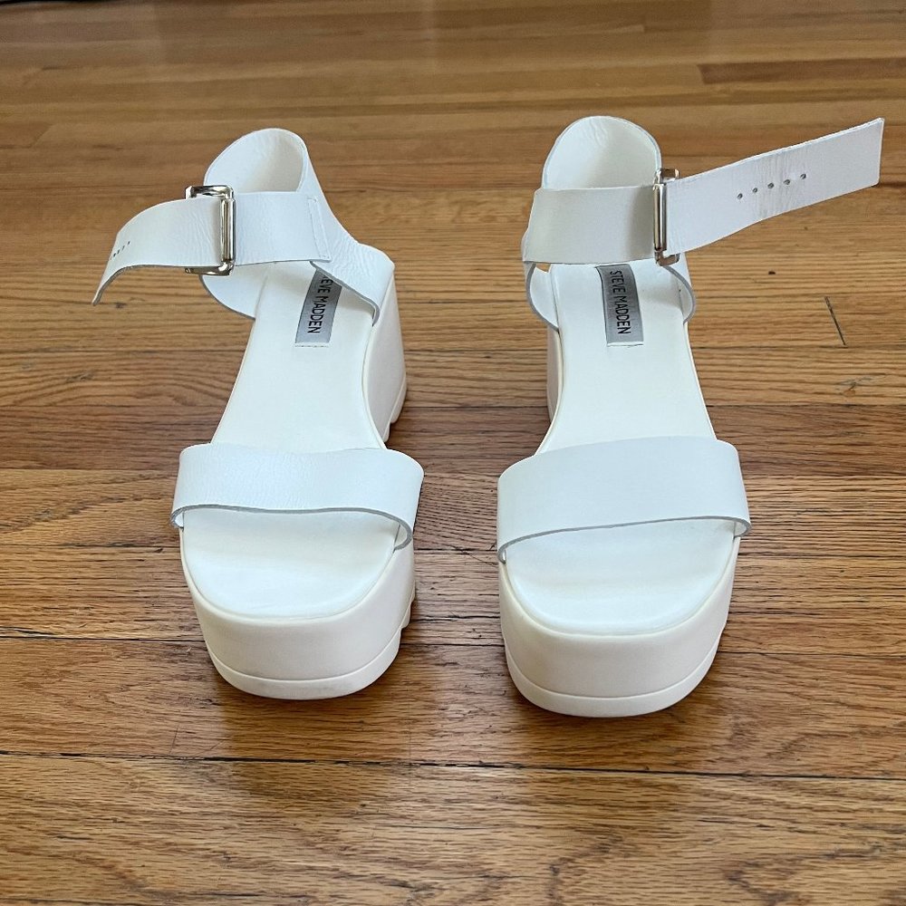 Steve Madden Surfside Platform Sandal, White, Size 38 (US 7)